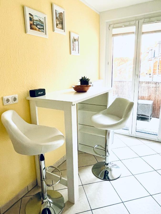 Modernes 3 Zimmer Apartment - Luise- Mit Wlan, Balkon Und Smart-Tv In City-Nahe! Erfurt Exteriör bild